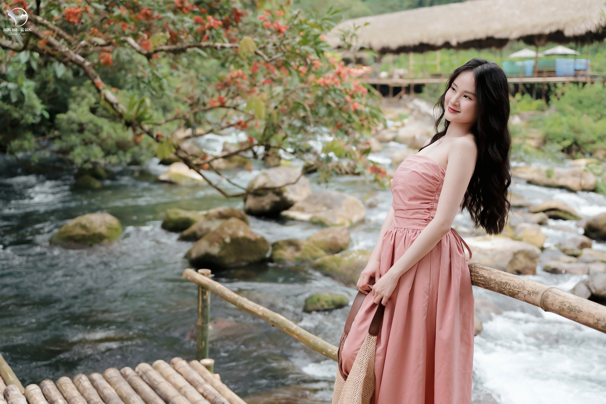 Tour 2: Quang Binh Quang Tri DMZ 2 days 1 night - Image 4