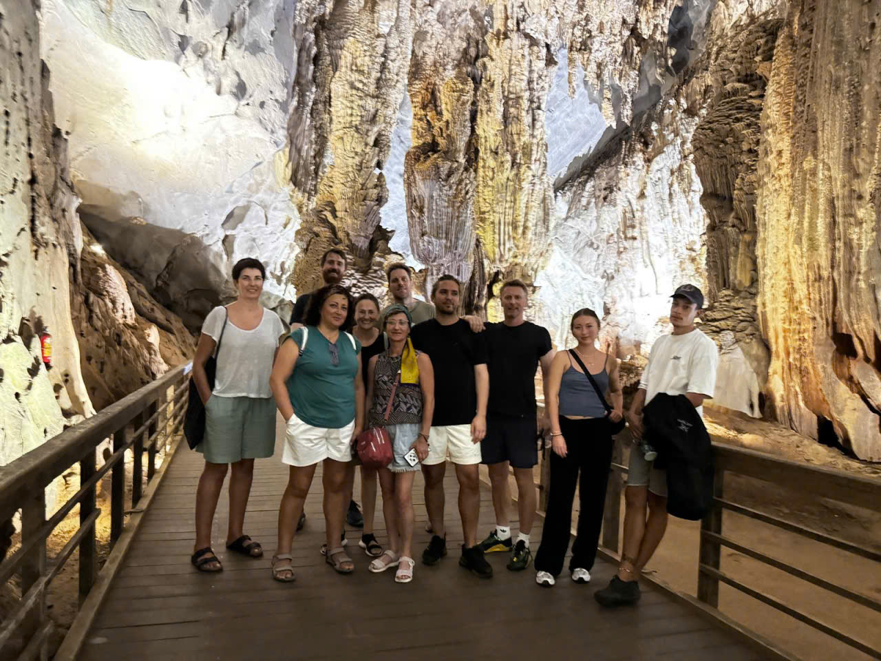 Tour 2: Quang Binh Quang Tri DMZ 2 days 1 night - Image 3