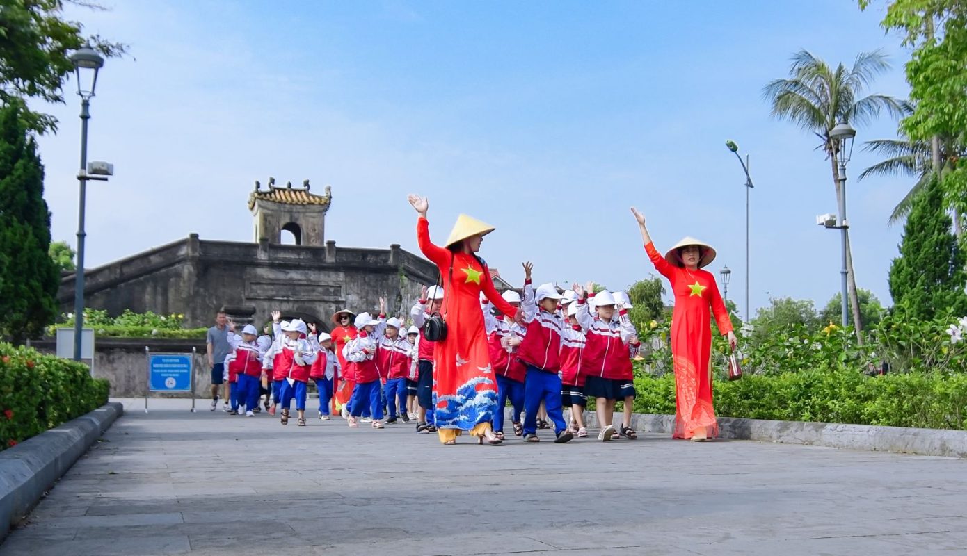 Thông Tin Du Lịch